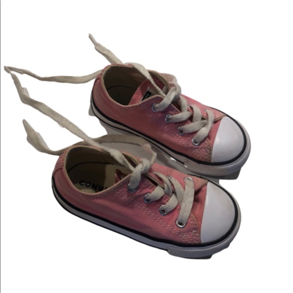 Converse little girls size 7 pink good condition - Picture 2 of 8
